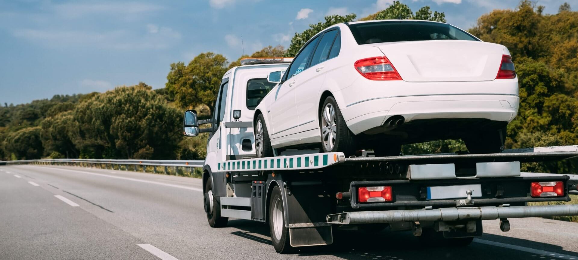 Transport de voiture longue distance à Quimperlé assuré par D.A.M Dépannage Remorquage – Confiance, efficacité et ponctualité